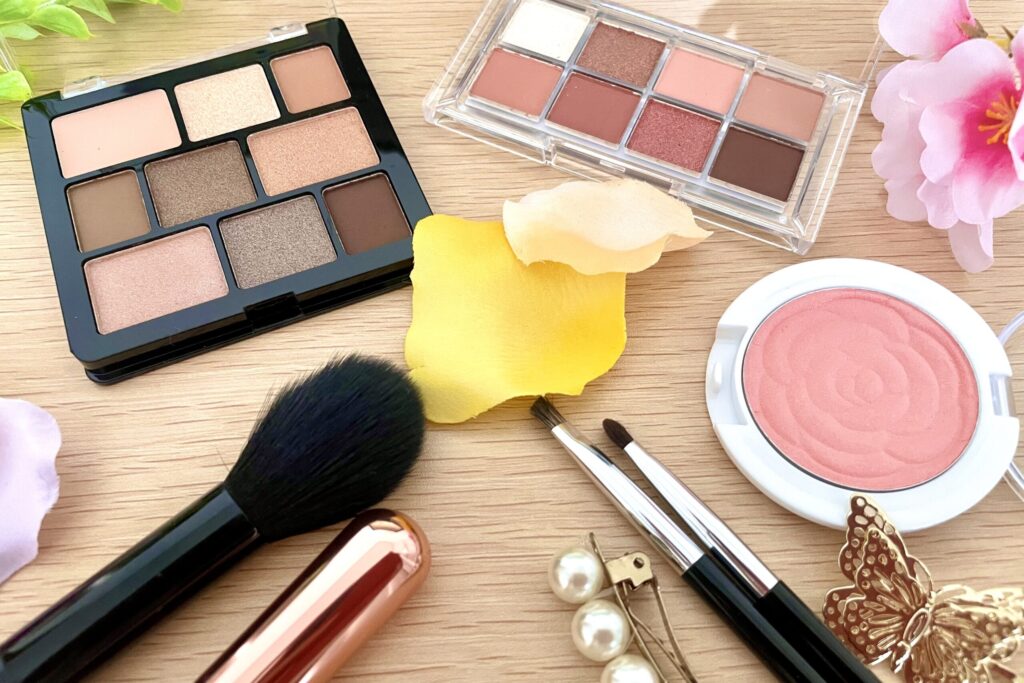 メイク用品